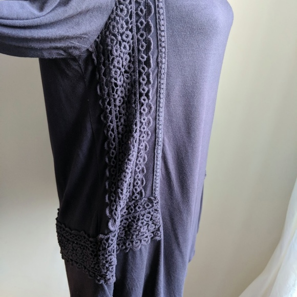 [Cable & Gauge] Eggplant Long Sleeved Crochet Top - Picture 5 of 8